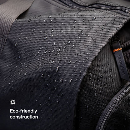 Paqless Weekender detail